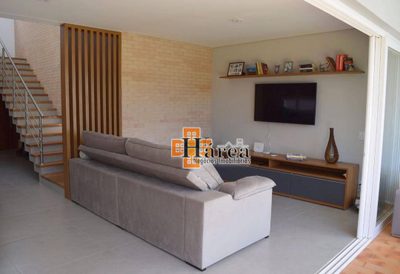 Sobrado, 3 quartos, 219 m² - Foto 4