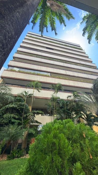 Apartamento, 4 quartos, 330 m² - Foto 2