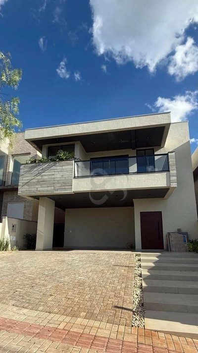 Sobrado, 4 quartos, 250 m² - Foto 1