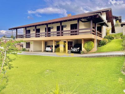 Casa, 5 quartos, 428 m² - Foto 1