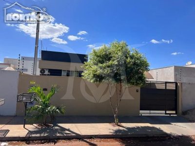 Casa, 3 quartos, 144 m² - Foto 1