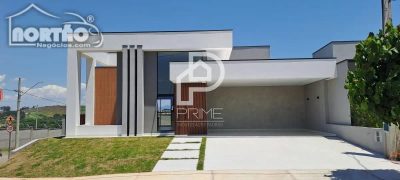 Casa, 5 quartos, 187 m² - Foto 1
