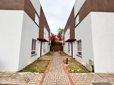 Casa, 2 quartos, 48 m² - Foto 1