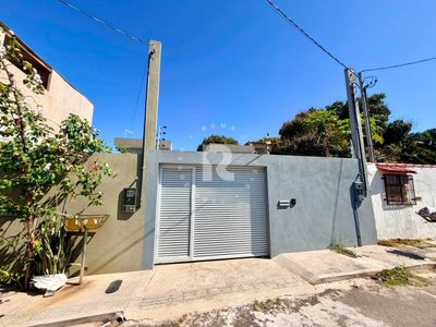 Casa, 3 quartos, 107 m² - Foto 2