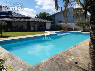 Casa, 7 quartos, 304 m² - Foto 1