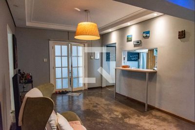 Casa, 2 quartos, 209 m² - Foto 3