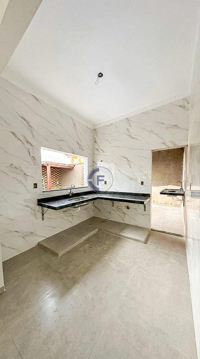 Casa, 1 quarto, 170 m² - Foto 2