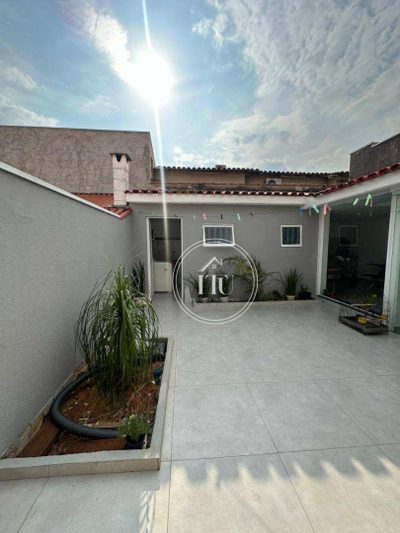 Casa, 3 quartos, 102 m² - Foto 1