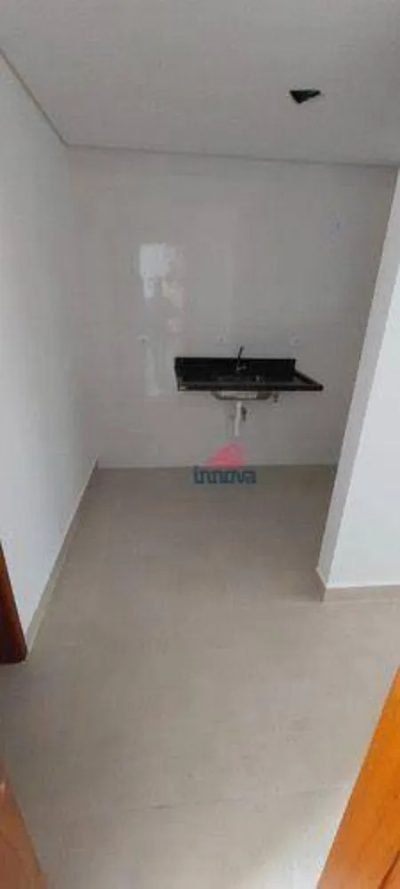 Apartamento, 1 quarto, 27 m² - Foto 1