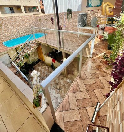 Casa, 5 quartos, 260 m² - Foto 1