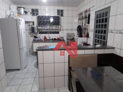Casa, 2 quartos, 190 m² - Foto 1