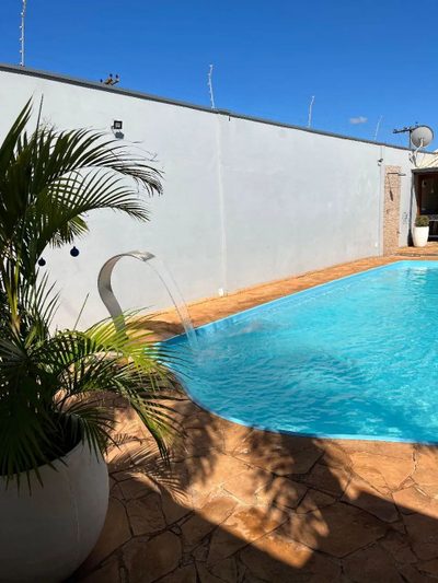 Casa, 1 quarto, 250 m² - Foto 2