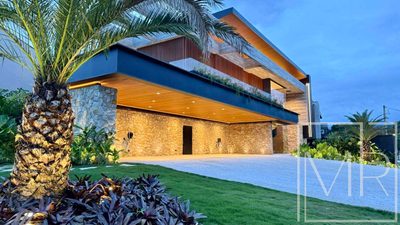 Casa, 8 quartos, 1000 m² - Foto 1