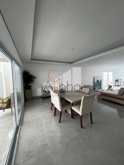 Sobrado, 4 quartos, 438 m² - Foto 1