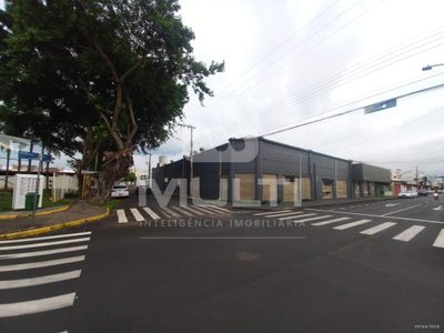 Loja-Salão, 1600 m² - Foto 2