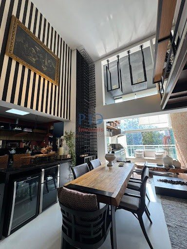 Apartamento, 3 quartos, 138 m² - Foto 1