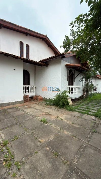 Casa, 4 quartos, 300 m² - Foto 1