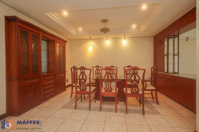 Casa, 3 quartos, 255 m² - Foto 4