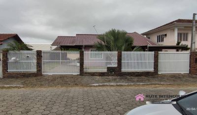 Casa, 3 quartos, 130 m² - Foto 1