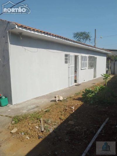 Casa, 3 quartos, 80 m² - Foto 1