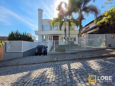 Casa, 3 quartos, 431 m² - Foto 1