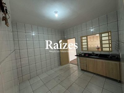 Casa, 3 quartos, 155 m² - Foto 1
