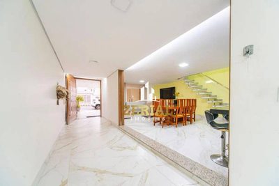 Sobrado, 5 quartos, 370 m² - Foto 4
