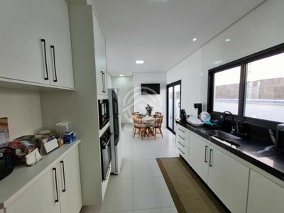 Casa, 4 quartos, 260 m² - Foto 2