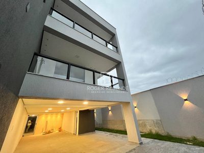 Casa, 3 quartos, 270 m² - Foto 1