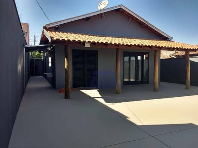 Casa, 3 quartos, 134 m² - Foto 1