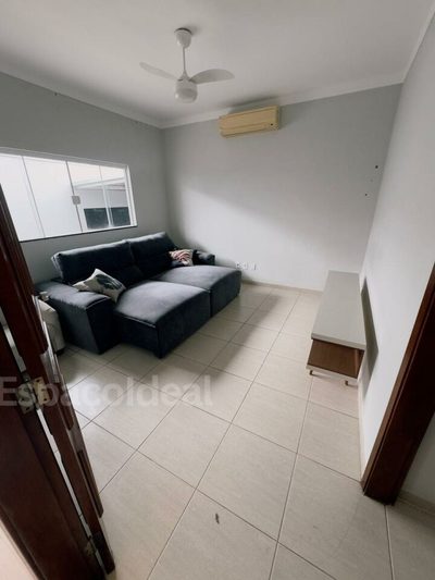 Casa, 3 quartos, 98 m² - Foto 2