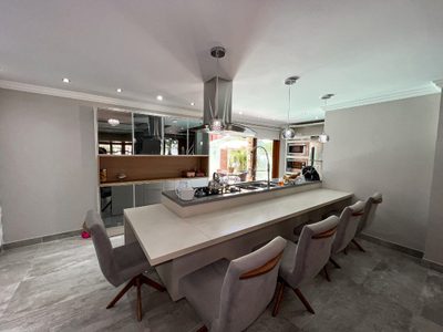Casa, 3 quartos, 210 m² - Foto 5