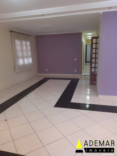 Casa, 3 quartos, 500 m² - Foto 1