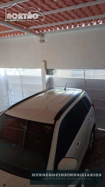 Casa, 5 quartos, 156 m² - Foto 3