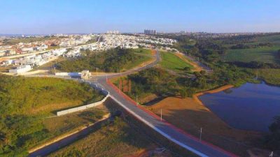 Loteamento e Condomínio, 215 m² - Foto 2