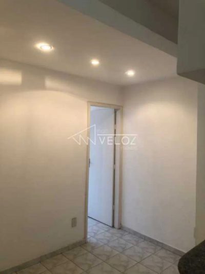 Apartamento, 1 quarto, 29 m² - Foto 3