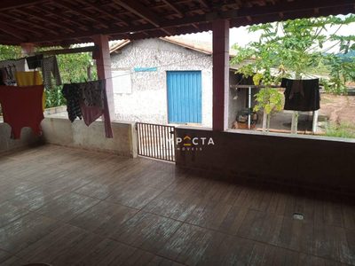 Chácara, 2 quartos, 1097 m² - Foto 2