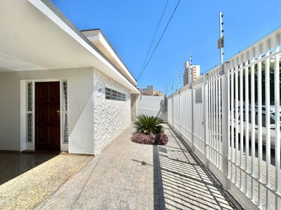 Casa, 3 quartos, 200 m² - Foto 2