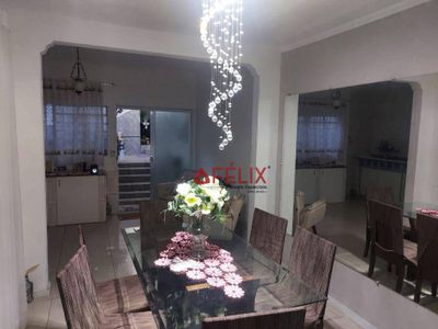 Casa, 3 quartos, 190 m² - Foto 1