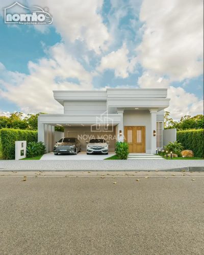 Casa, 4 quartos, 202 m² - Foto 1