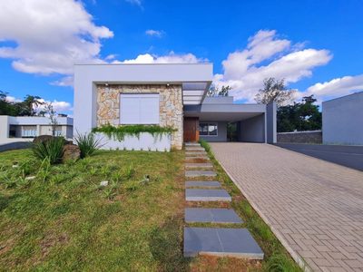 Casa, 3 quartos, 187 m² - Foto 1
