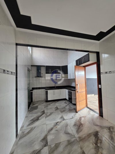 Casa, 3 quartos, 250 m² - Foto 4