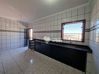 Casa, 2 quartos, 306 m² - Foto 1