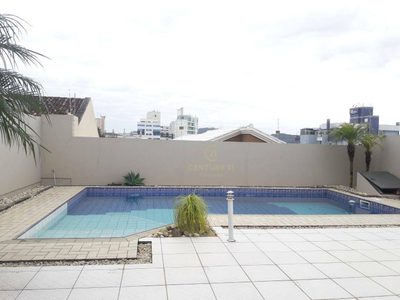 Casa, 5 quartos, 314 m² - Foto 1