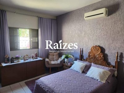 Casa, 3 quartos, 156 m² - Foto 1