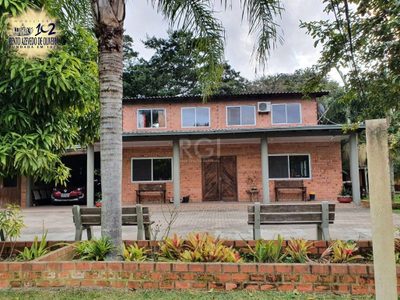 Chácara, 3 quartos, 4183 m² - Foto 1