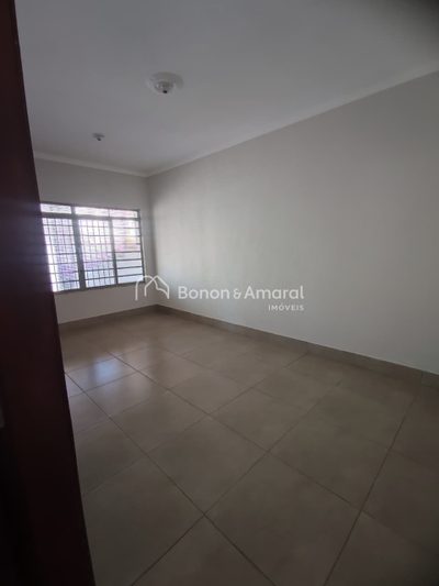 Casa, 3 quartos, 200 m² - Foto 2