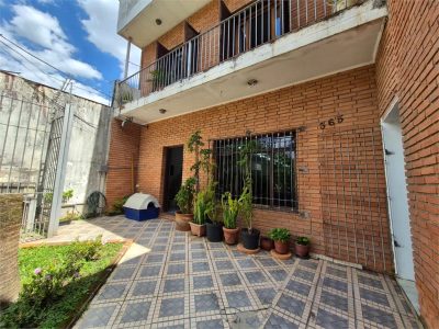 Sobrado, 4 quartos, 300 m² - Foto 1
