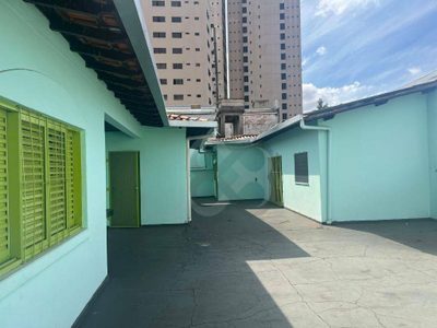 Casa, 6 quartos, 191 m² - Foto 1