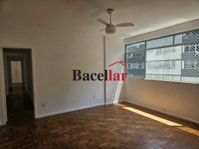Apartamento, 3 quartos, 100 m² - Foto 2
